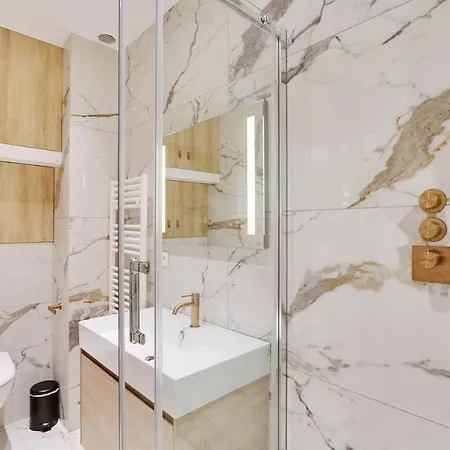 Pick A Flat's In Parc Monceau - Boulevard De Courcelles Appartamento *