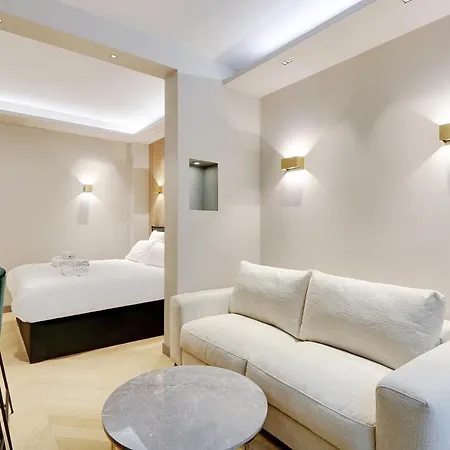 Pick A Flat's In Parc Monceau - Boulevard De Courcelles Appartamento